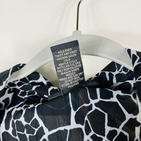 Lane Bryant Size 14 16 Printed Long Sleeve Crinkle Blouse Top Black White - Picture 4 of 4